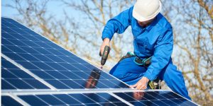 Installation Maintenance Panneaux Solaires Photovoltaïques à Baon